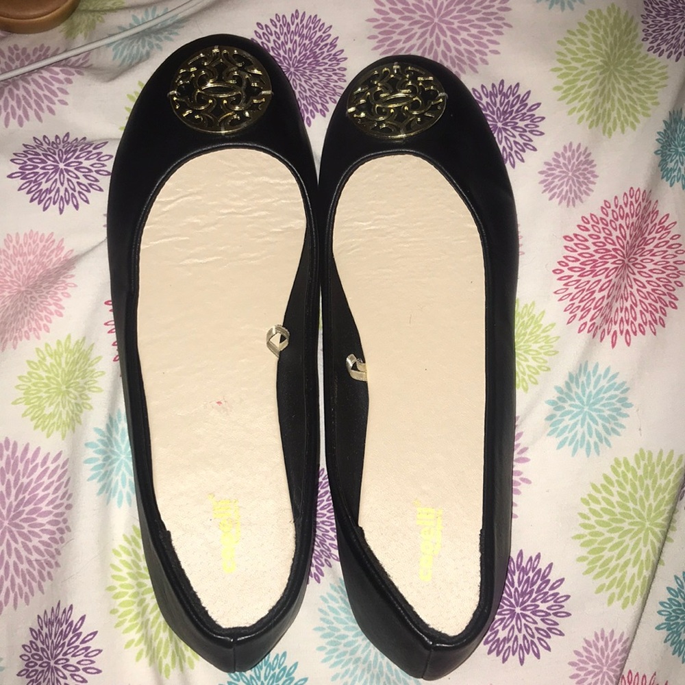 Black flats